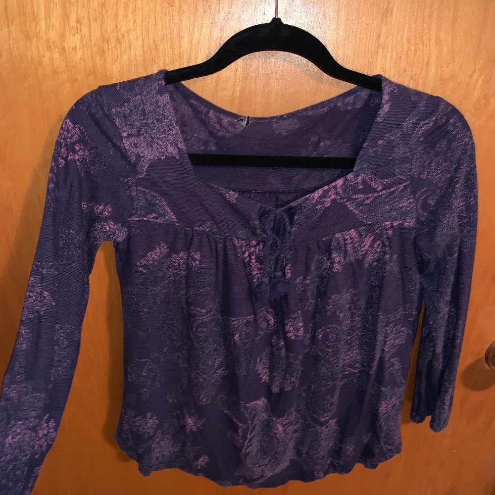 Blouse - Picture 2 of 3